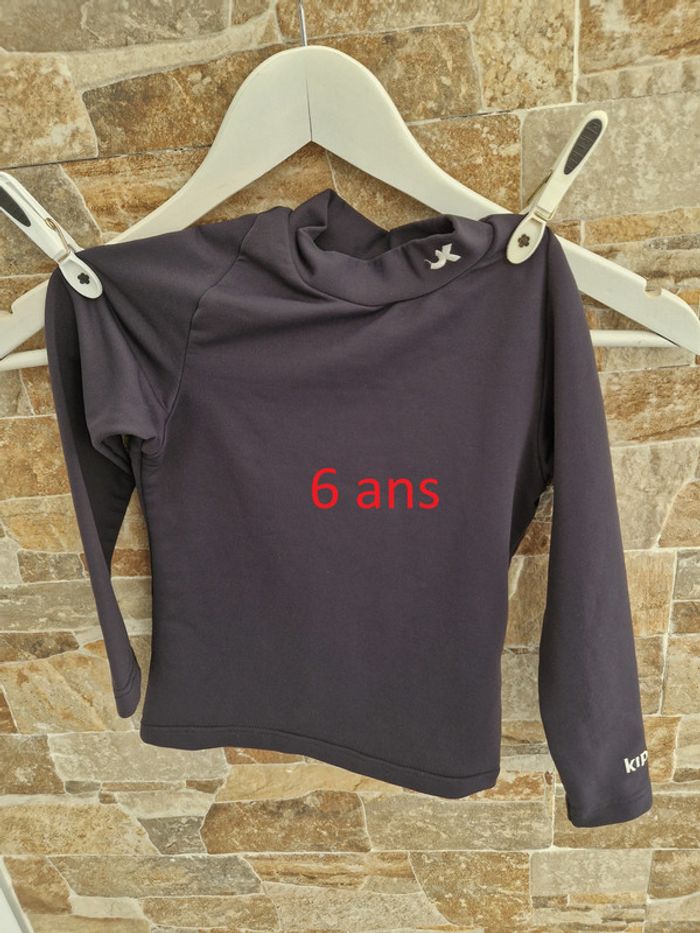 1 t shirt manche longue noir pour ski 6 ans marque KIPSTA decathlon