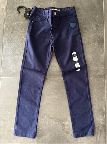 Pantalon neuf 8 ans