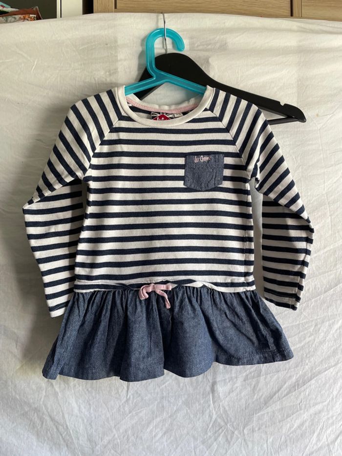 Robe 5/6 ans lee Cooper