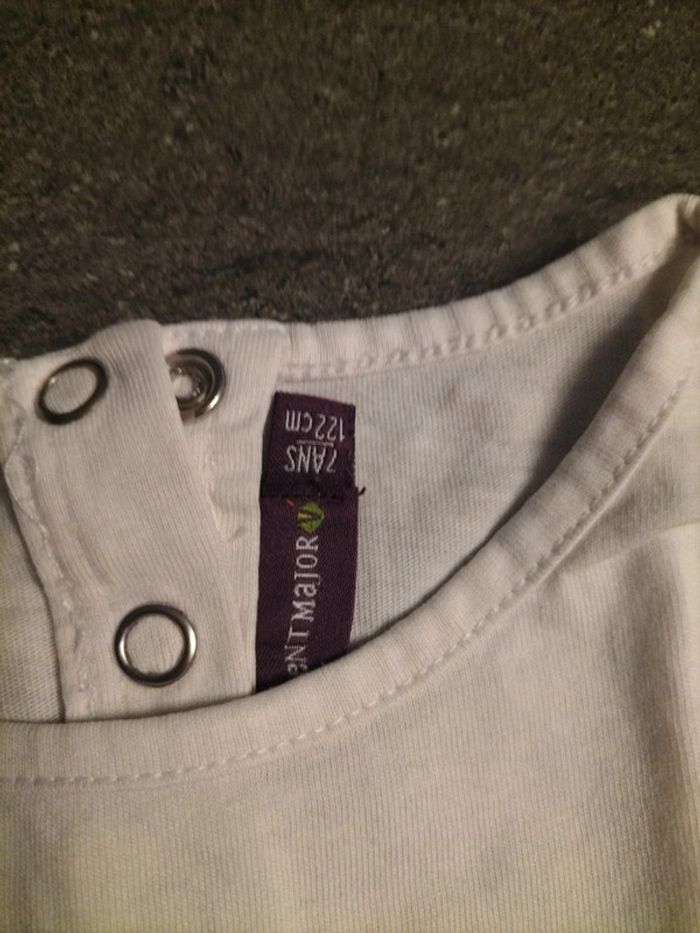 T shirt fleurs - photo numéro 3