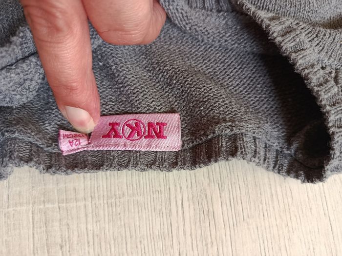 Pull marque NKY taille 12 ans - photo numéro 5