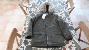 Parka chaude et imperméable NEUVE 10 ans RAINTEX