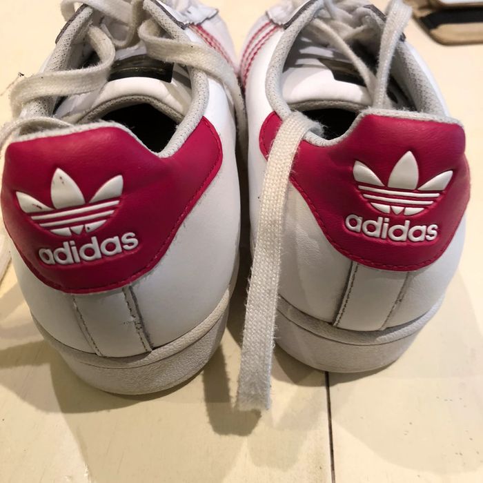 Baskets Adidas femme taille 38 superstar. - photo numéro 18