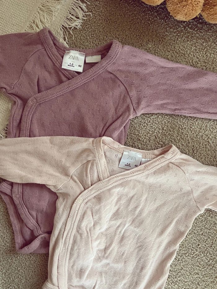 Lot de 2 bodies Zara - photo numéro 2