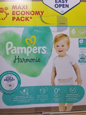 Couches Pampers harmonie