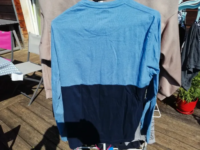 Tee shirt manches longues Hollister. - photo numéro 4