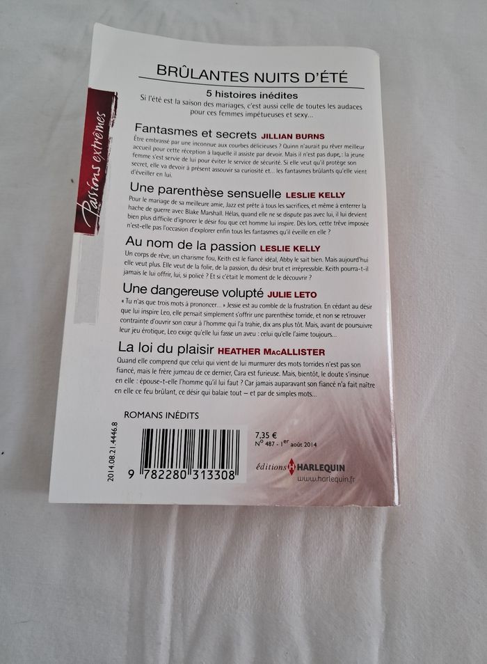 Livre 5 histoires inédites harlequin - photo numéro 2