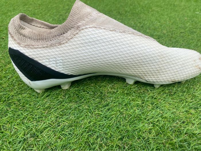 Chaussures de foot Adidas - photo numéro 3