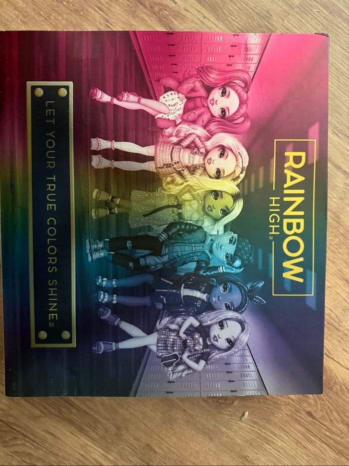 Coffret rainbow high Bella et Amaya - photo numéro 3