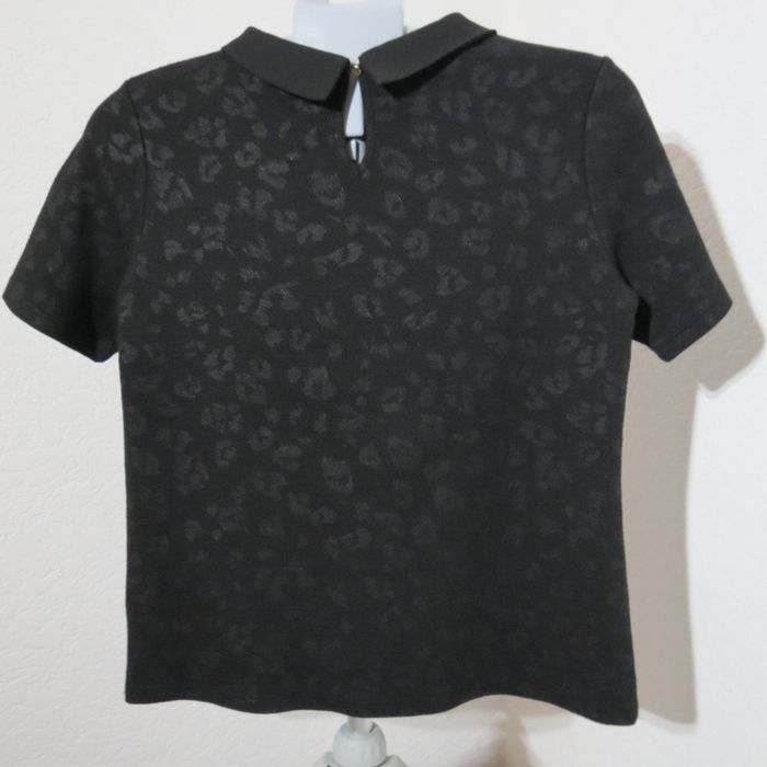 Top noir Camaïeu à col bijoux – effet léopard discret - photo numéro 6
