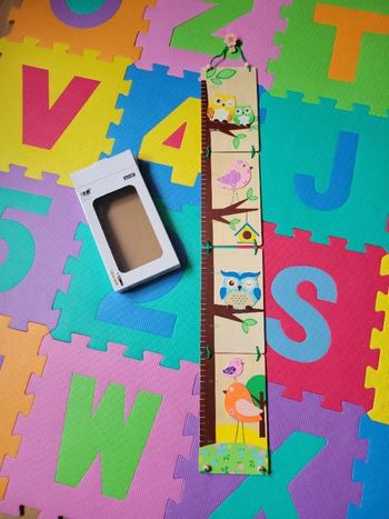 Toise murale à suspendre en bois pour enfant