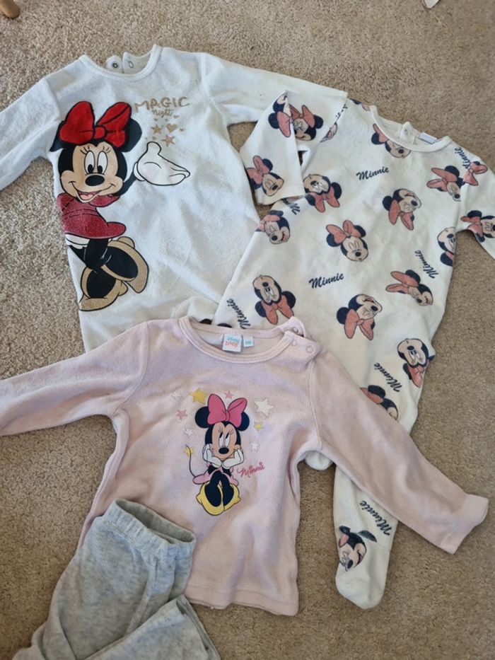 Lot pyjamas minnie