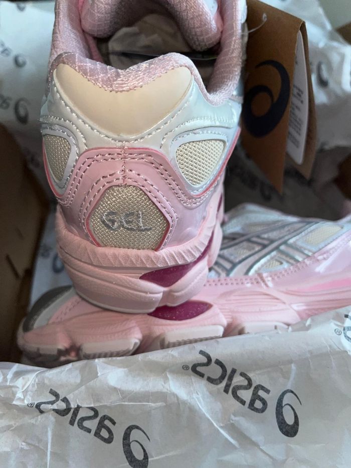 Chaussure asics gel nyc rose kicki zhang - photo numéro 2