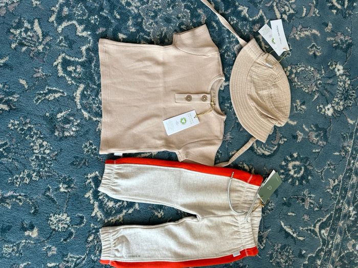 Lot de vêtements pantalon jogging, t-shirt et chapeau pour bébé garçon 6 mois Noppies 60€ - photo numéro 10