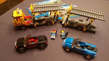 Lego 60060 camion transportant des voitures
