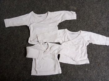 Lot de 3 brassière blanche cache coeur mixte 1 mois