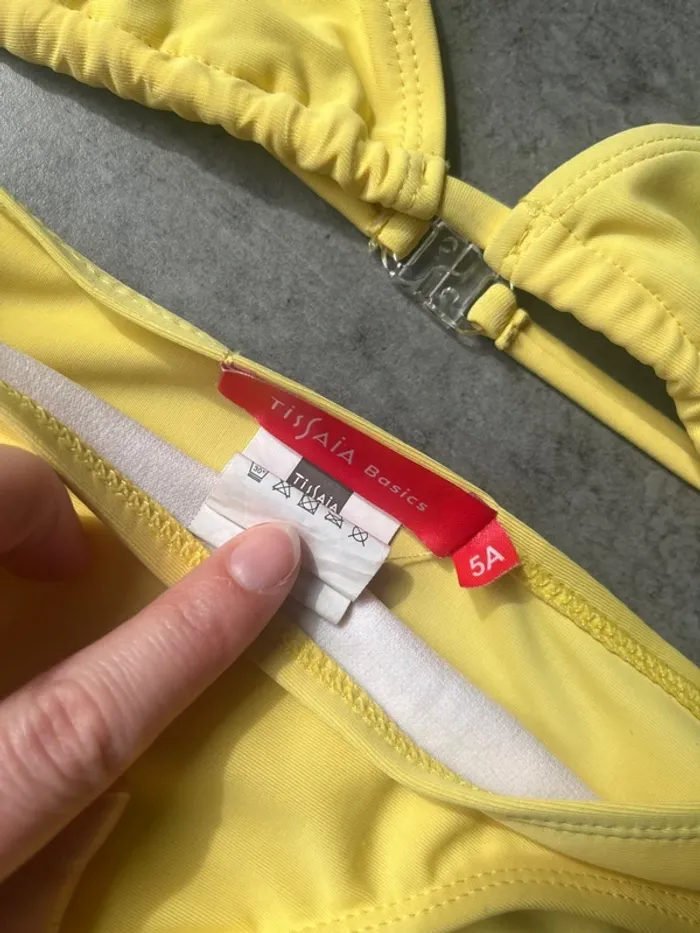 Maillot de bain 2pieces jaune 5ans - photo numéro 3