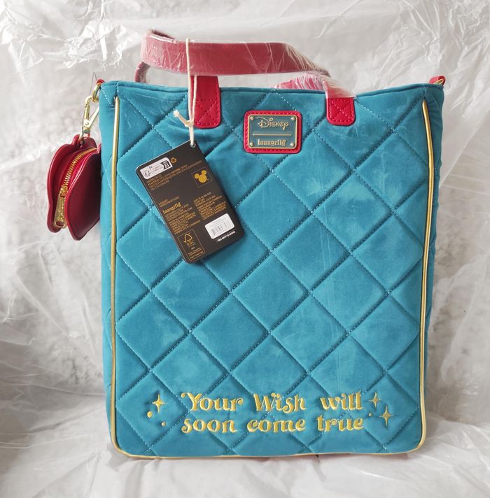 DISNEY - Blanche Neige - Sac Fourre-Tout Velours Loungefly - photo numéro 3