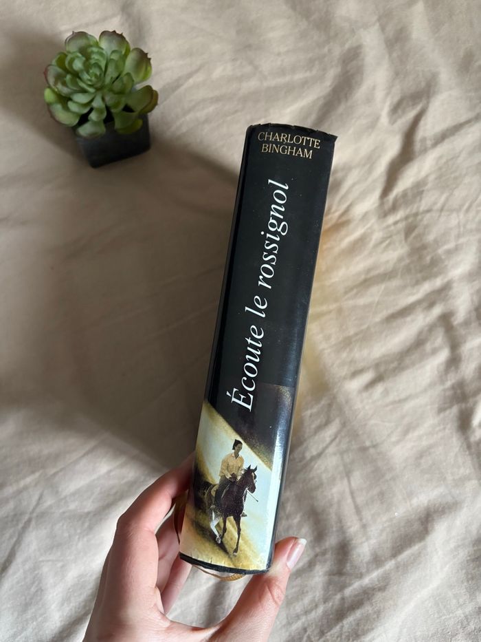 Écoute le rossignol – Charlotte Bingham - photo numéro 2
