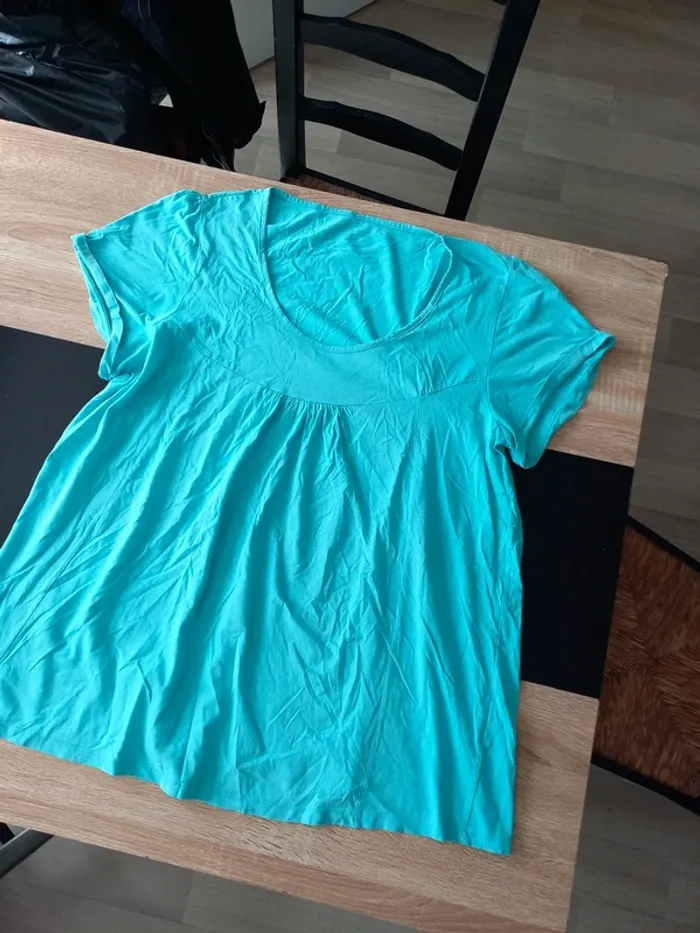Tee-shirt femme T.50/52 - photo numéro 2