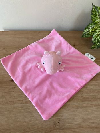 Doudou plat cochon rose peppa pig hasbro