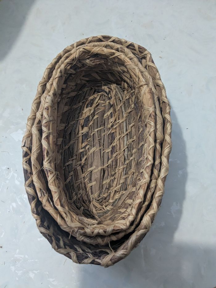 Magnifique ensemble de corbeilles tressées gigognes vintage. De - photo numéro 9