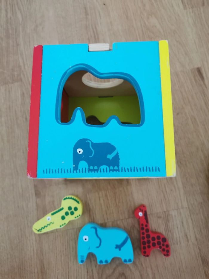 Cube avec formes - photo numéro 2