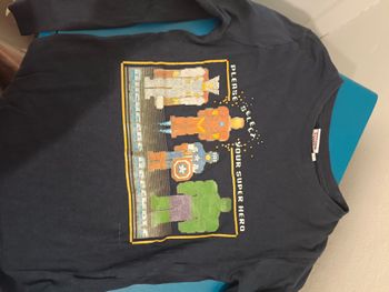 Lot de pull tee shirt jogging porté quelque fois