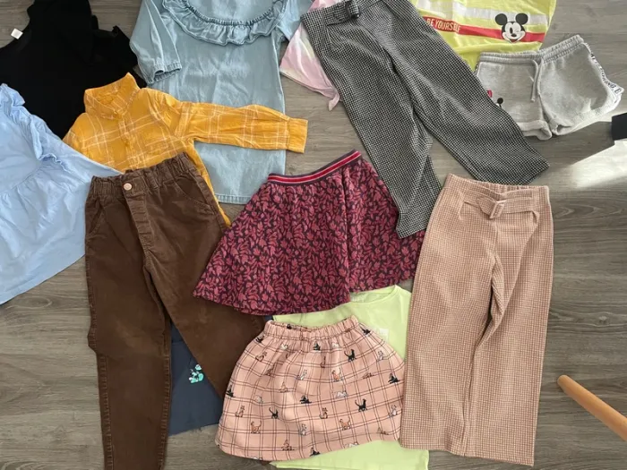 Lot de vêtements fille taille 6 ans - photo numéro 7