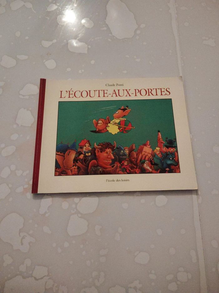 Livre L'écoute aux portes