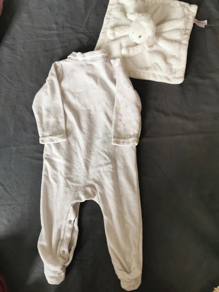 Pyjama 9 mois - photo numéro 3