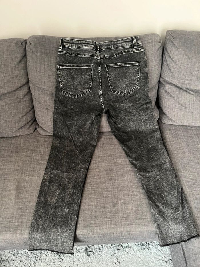 Lot de 3 jeans femme taille 40/42 neufs - photo numéro 4