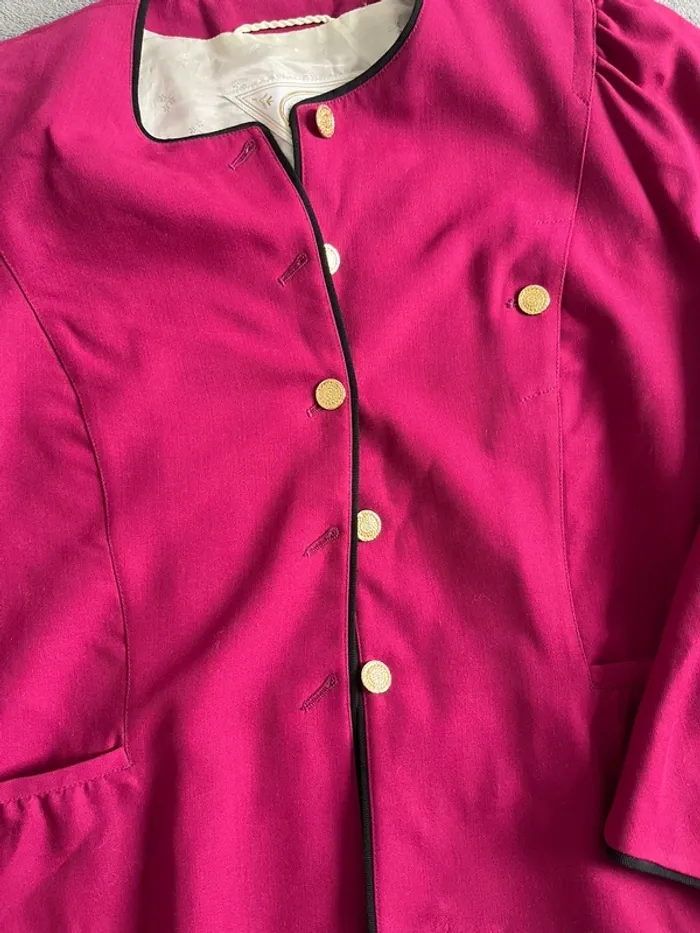 Veste vintage rose en laine – boutons dorés & liseré noir – T.38 - photo numéro 2