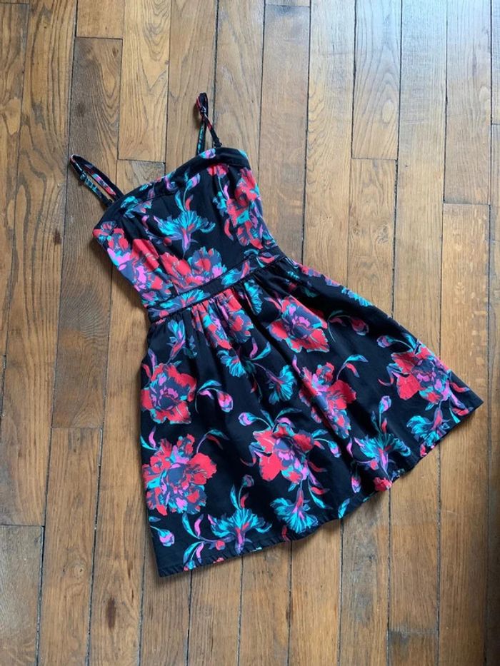 Robe noire bustier cache cache taille 34 xs - photo numéro 2