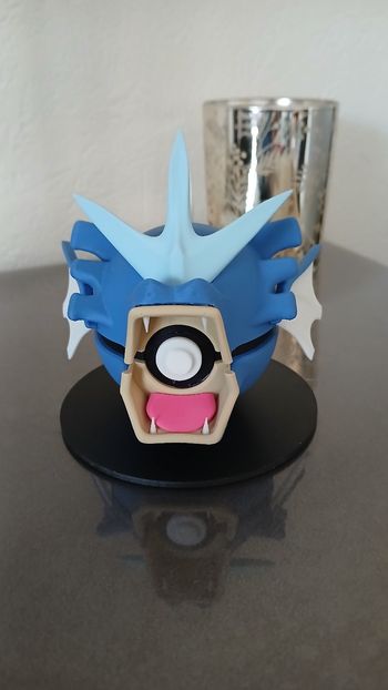 Pokeball Leviator
