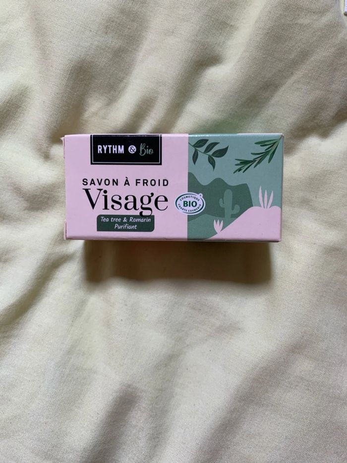 Savon à froid visage