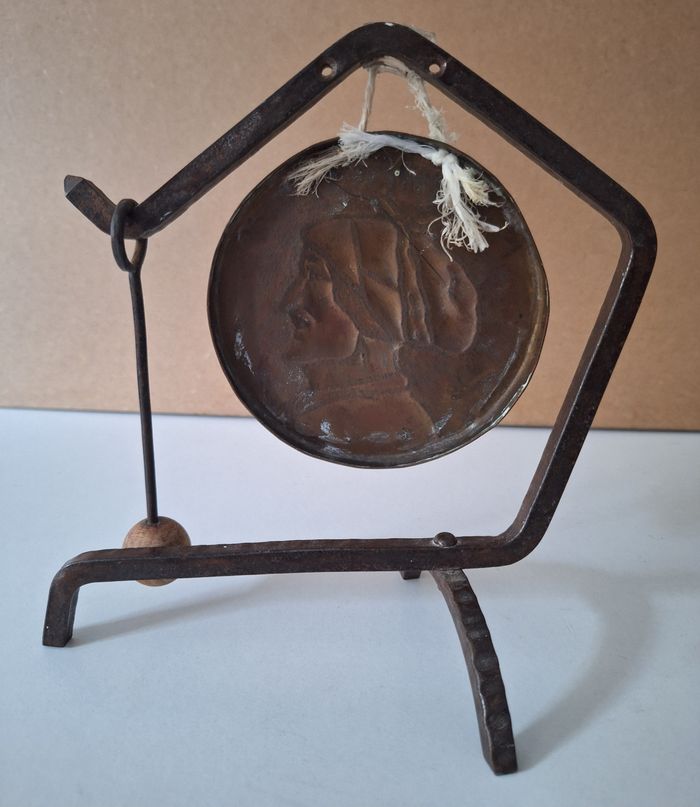 Gong ancien en métal - photo numéro 4