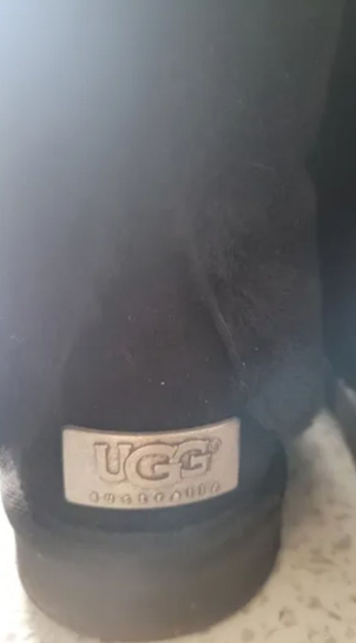 UGG 41 NOIR - photo numéro 5