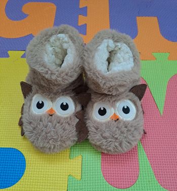 Chaussons fourrés marron hiboux, action, taille 24/25