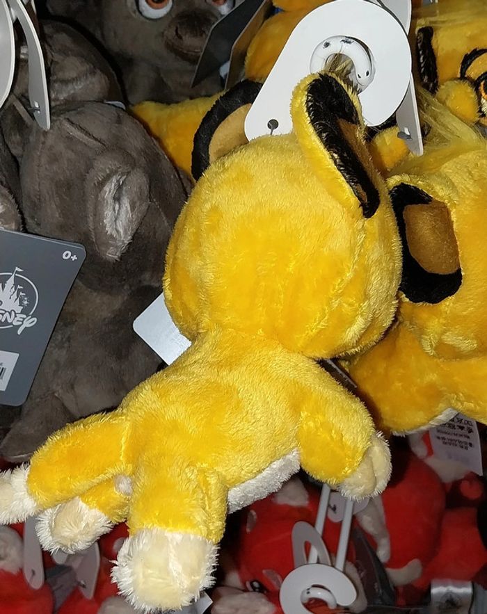 Pick-up simba Naïf Disney - photo numéro 2