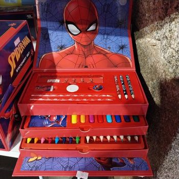 Boite de coloriage spiderman
