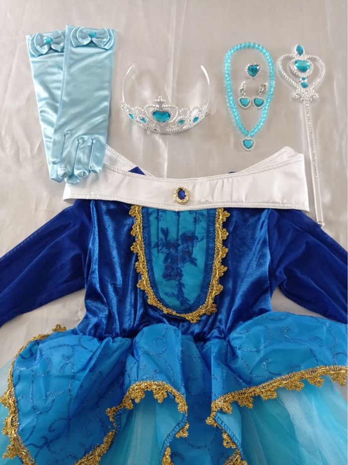 Déguisement robe princesse et accessoires 6ans - photo numéro 4