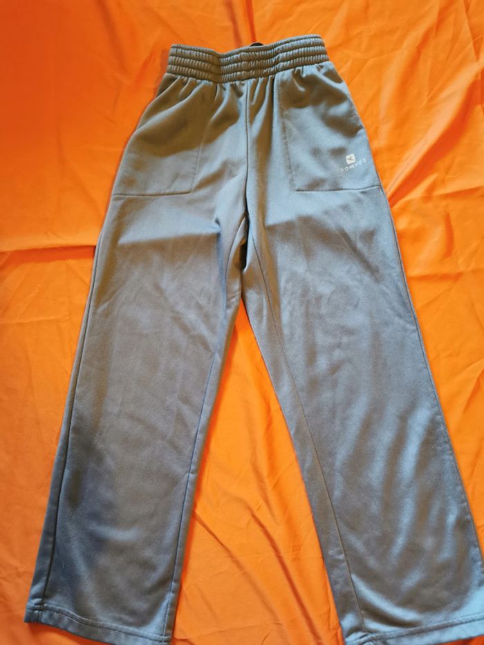 bas de survêtement taille 6 ans - photo numéro 4
