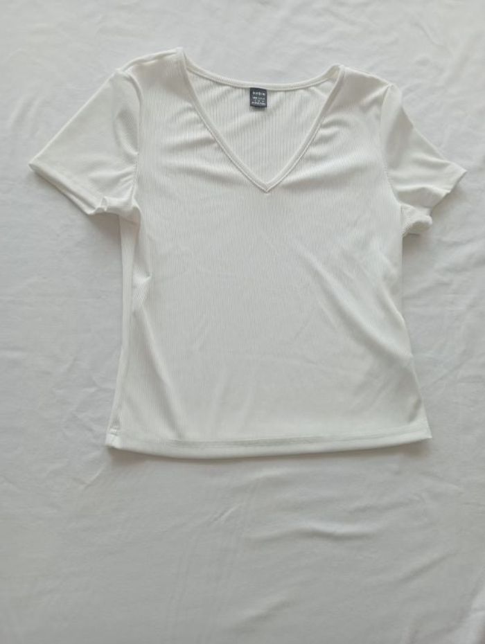 T shirts S