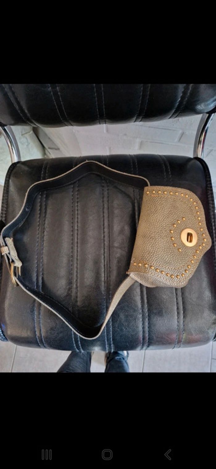 Pochette avec ceinture - photo numéro 2