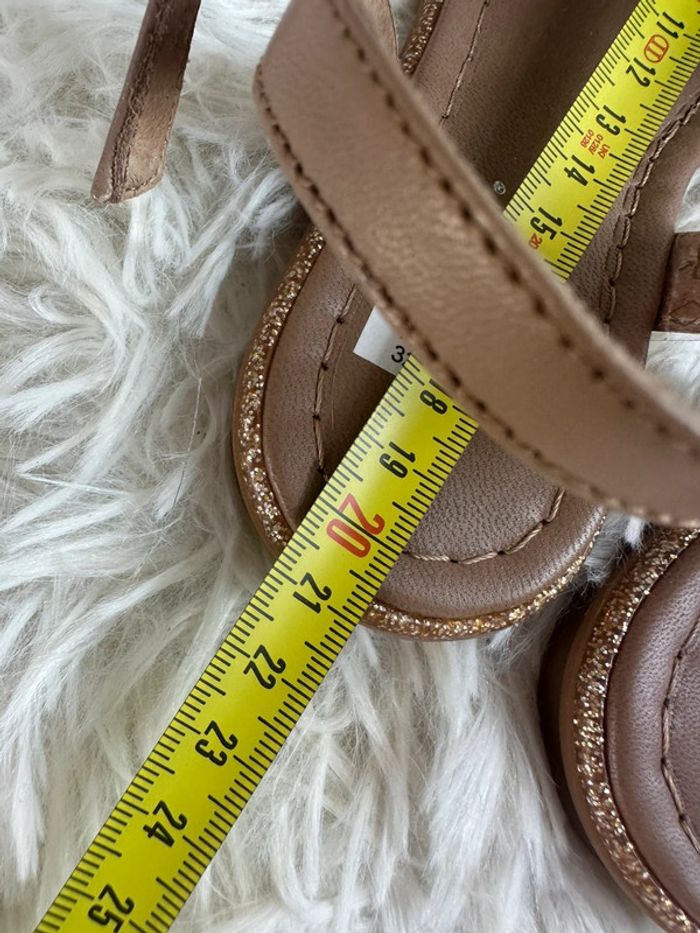 Paire de sandales Reqins taille 32 - photo numéro 6
