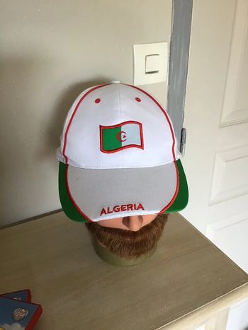 Casquette blanche vert rouge Algeria taille 58 en coton