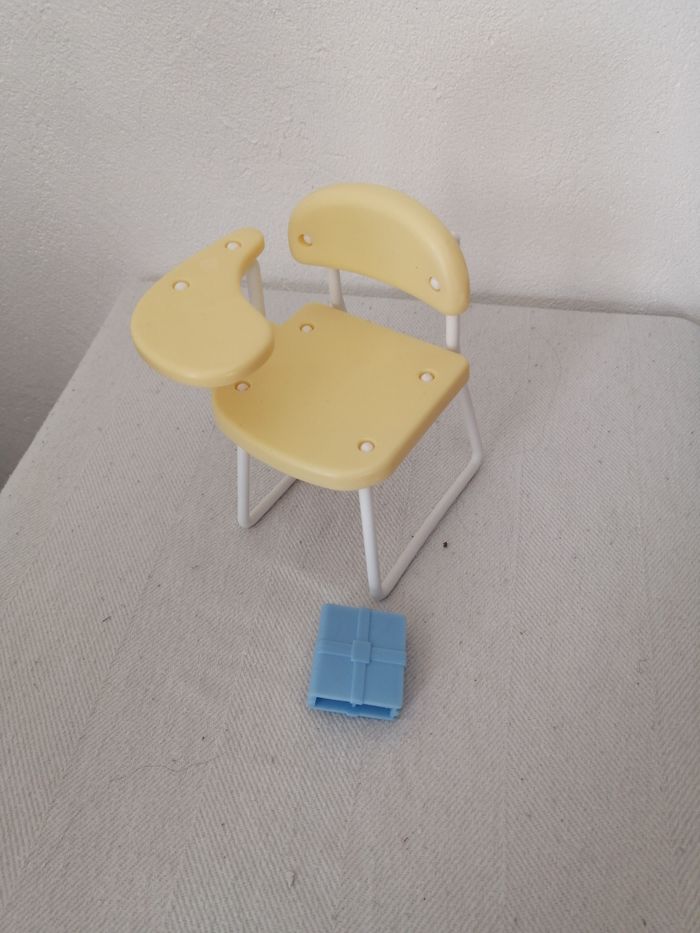 chaise d'école barbie - photo numéro 2