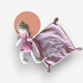 Doudou licorne rose – tout doux