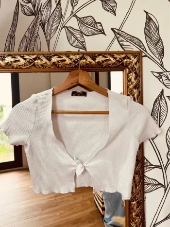 Taille S ~ 36 gilet court femme Bershka blanc 🌺